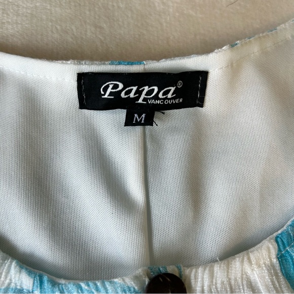 Papá Vancouver |Blue Floral Lined Mini Dress w/faux buttons, Size M resort wear - Picture 4 of 10